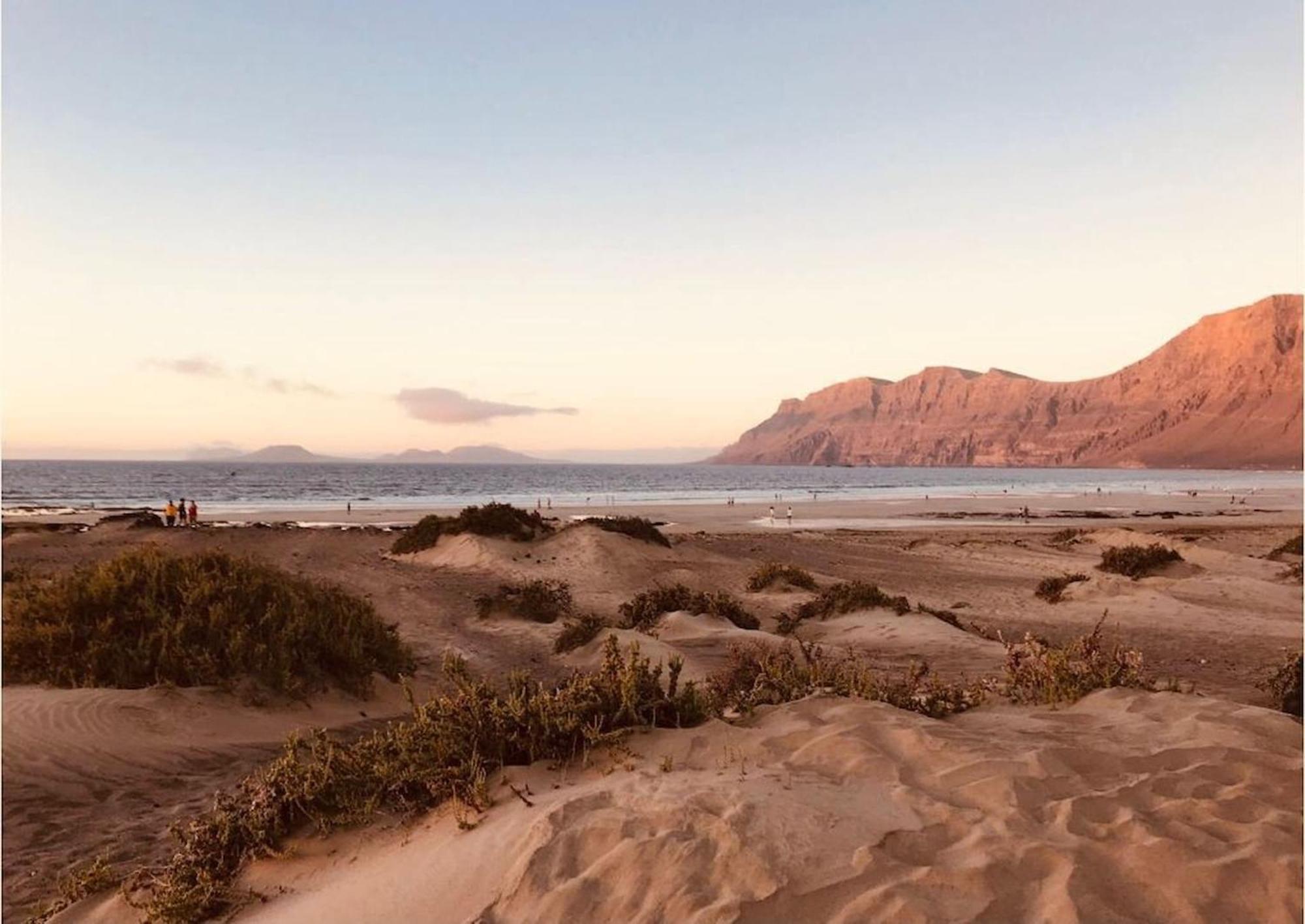 プエルト・デル・カルメン Duplex Vista Mar Puerto Del Carmenヴィラ エクステリア 写真